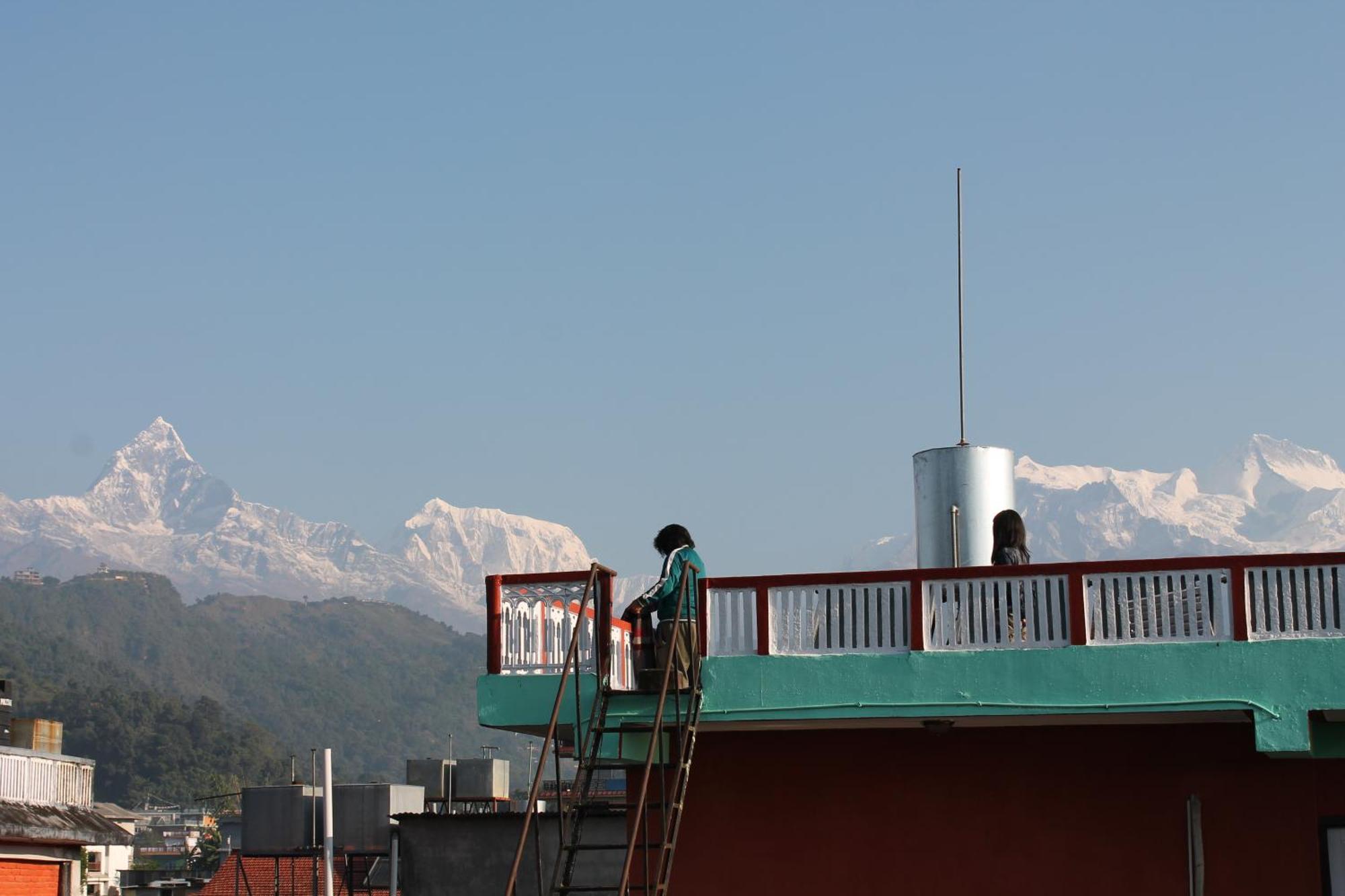 New Pokhara Lodge - Pokhara Lakeside Exterior photo